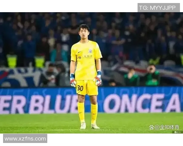 玉昆鲍亚雄精彩扑点助力球队逆转胜利展现非凡球技与团队精神 玉昆鲍亚雄精彩扑点助力球队逆转胜利展现非凡球技与团队精神